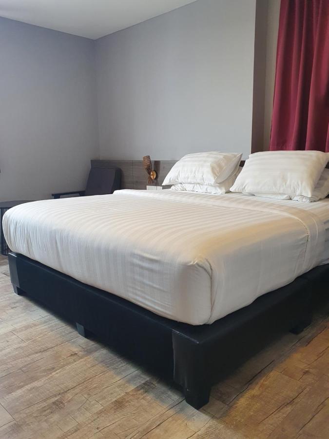 See Foo Hotel Bidur Exterior photo